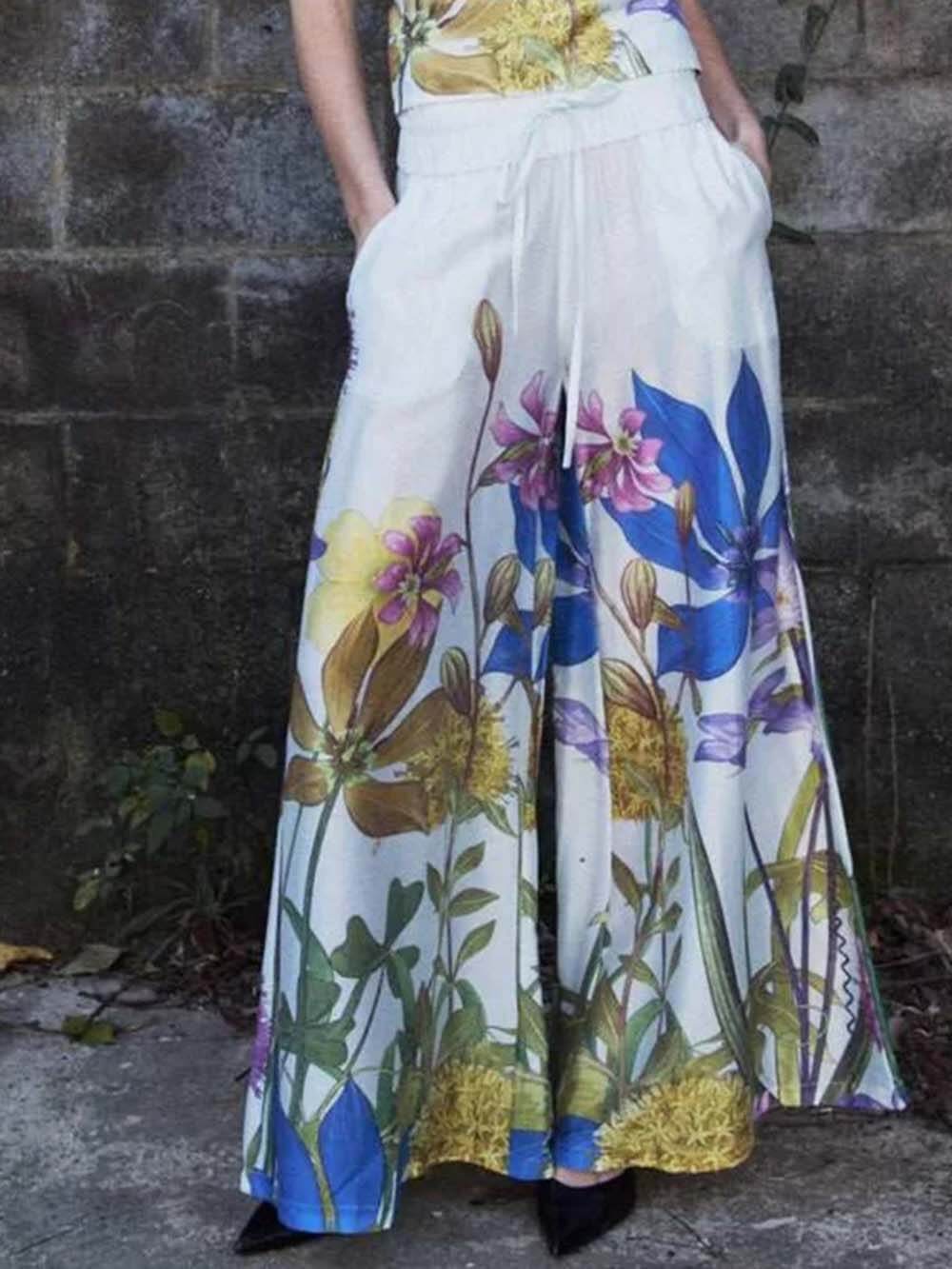 Unique Garden Print Cami Tank Top