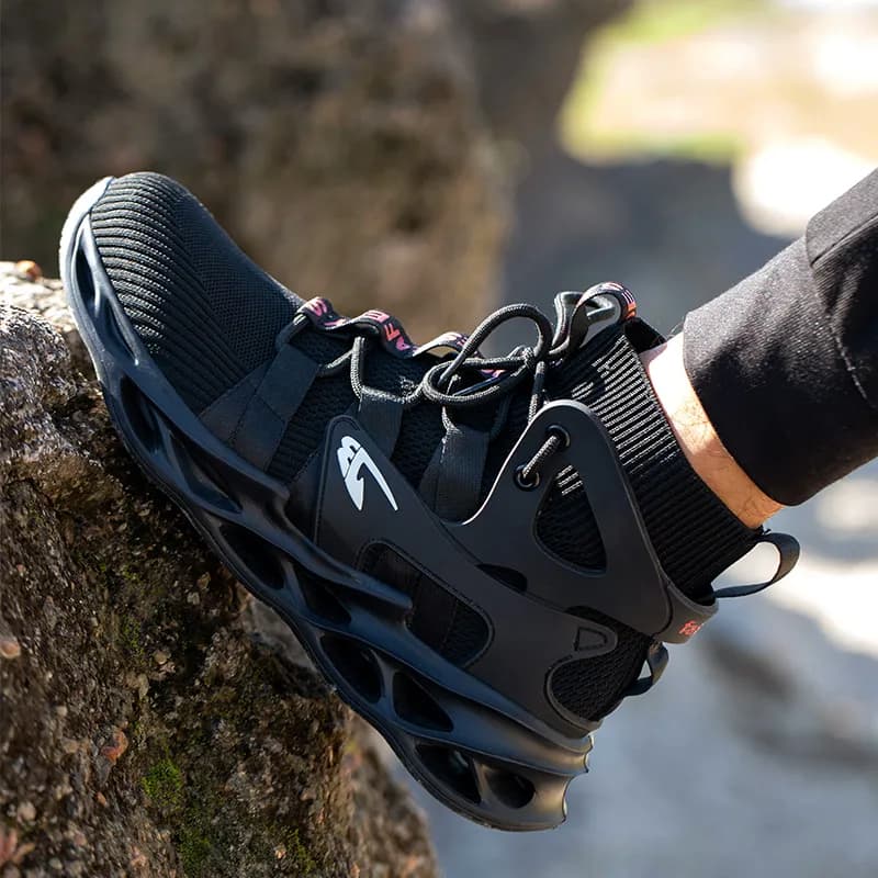 TACTREK™ SteelHawk Series Safety Sneakers