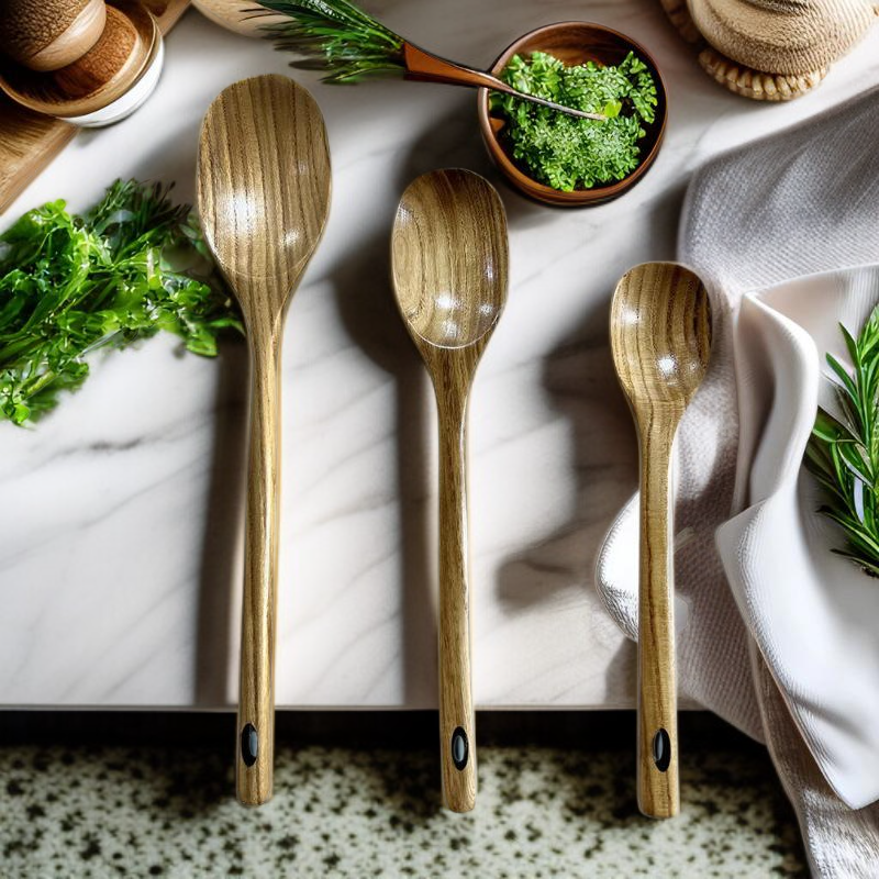 Set de trois cuillères à manche long en bois brut