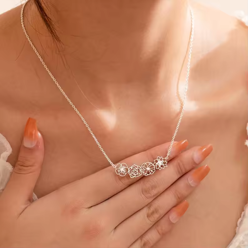 Geburtsblumen-Familienkette, Geschenk für Mama und Oma