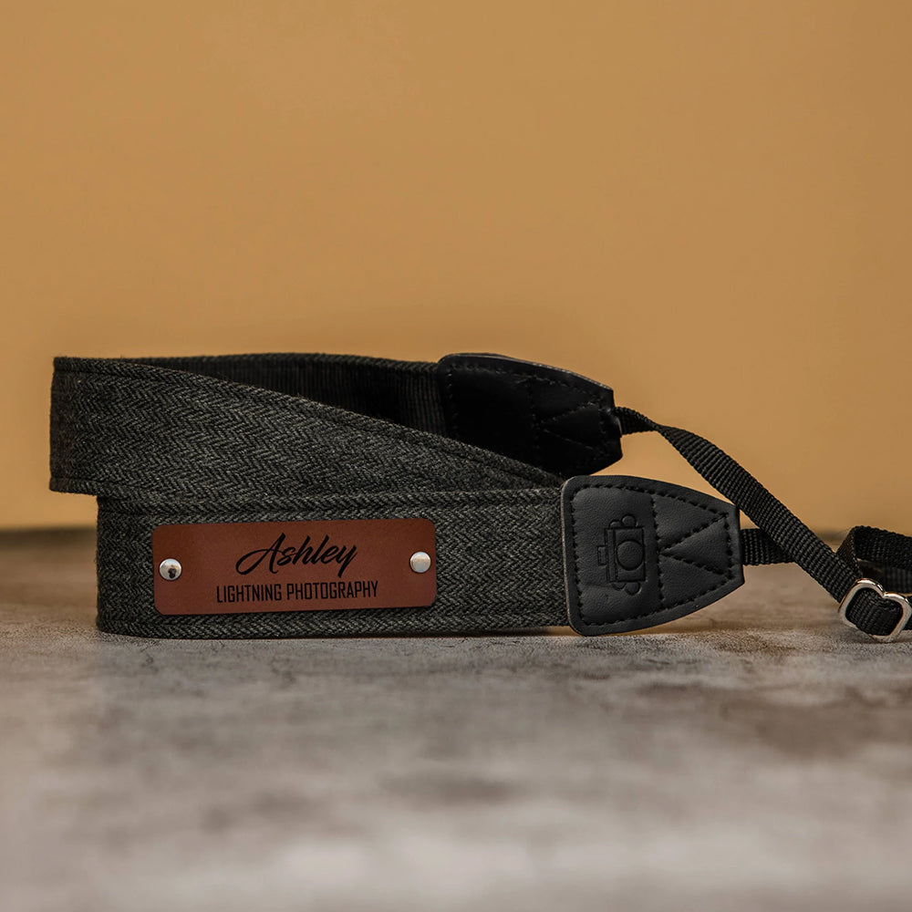 Personalisiertes handgefertigtes Leder Patch Kameraband