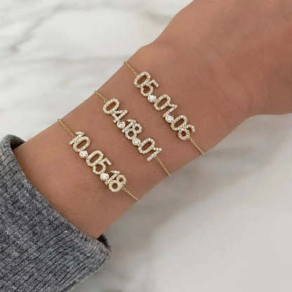 Bracelet d'anniversaire personnalisé avec zircones micro-pavées