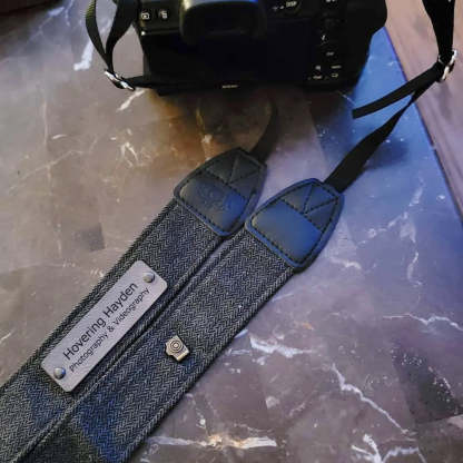 Personalisiertes handgefertigtes Leder Patch Kameraband