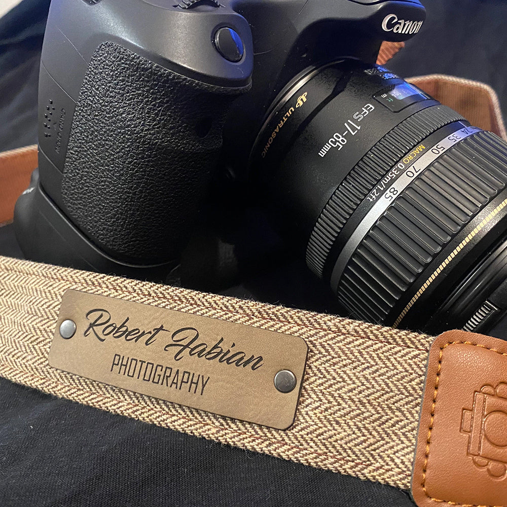 Personalisiertes handgefertigtes Leder Patch Kameraband