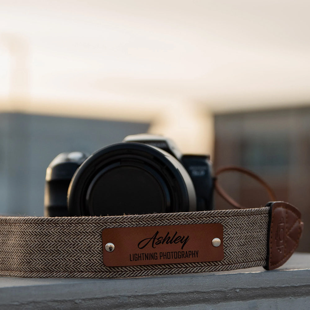 Personalisiertes handgefertigtes Leder Patch Kameraband