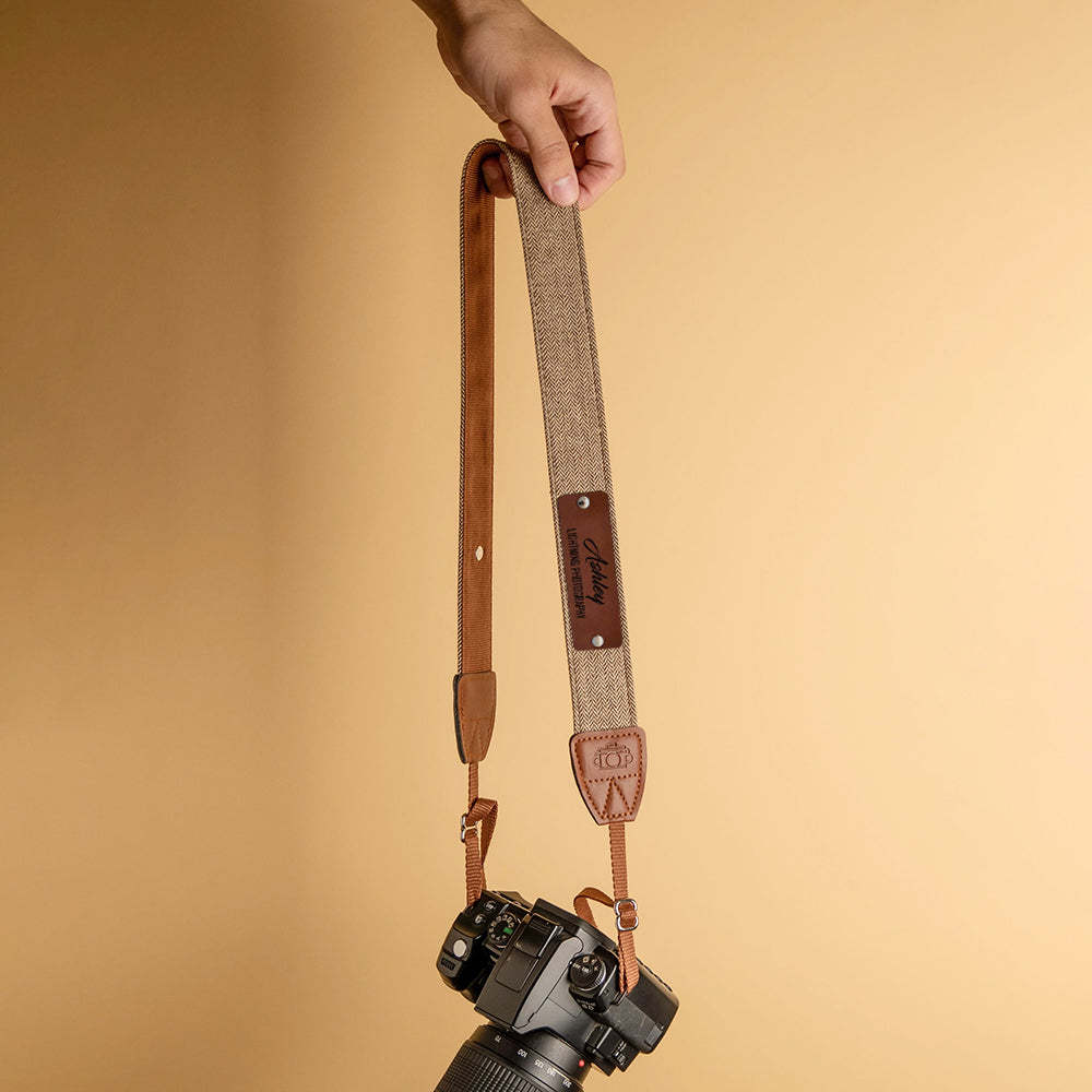 Personalisiertes handgefertigtes Leder Patch Kameraband