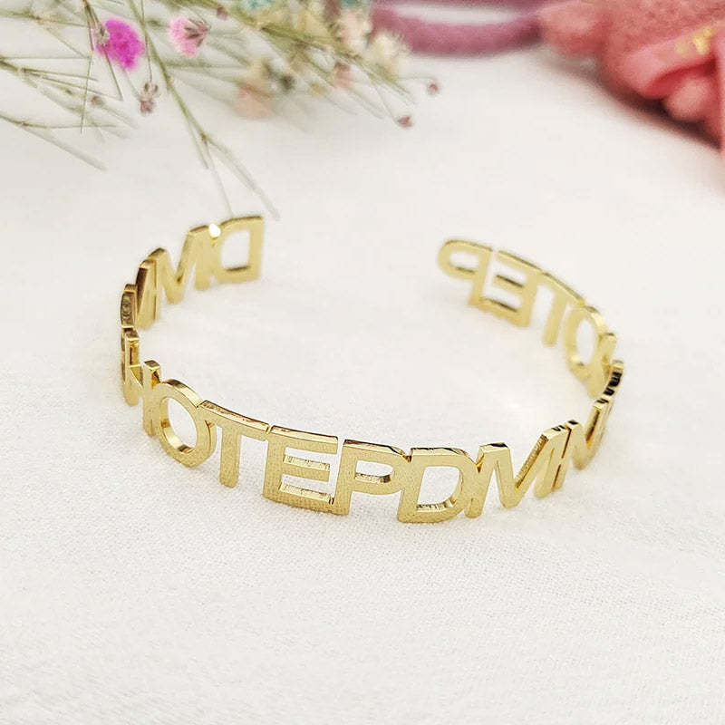 Bracelet personnalisé avec lettre de nom