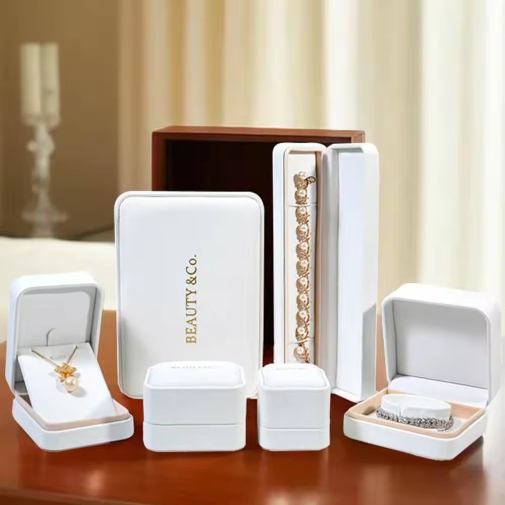 Luxury Leather Bracelet Packaging Box