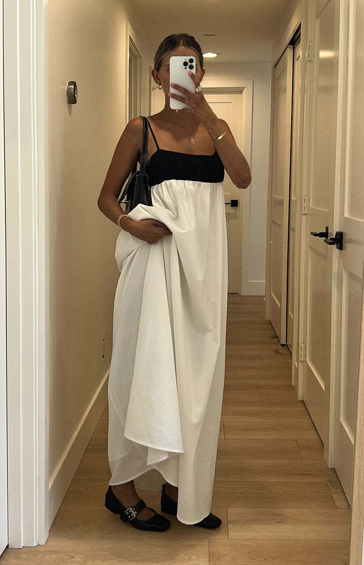 Akari White Contrast Maxi Dress-Vavasi.All Rights Reserved.