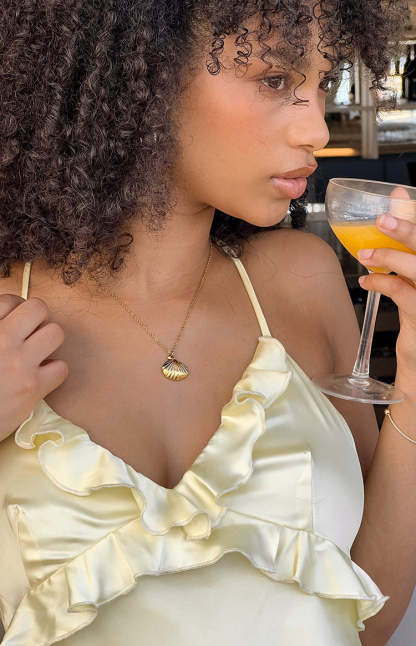 Ariel Gold Shell Necklace-Vavasi.All Rights Reserved.