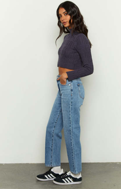 Abrand Scout 95 Mid Straight Crop Blue Jeans-Vavasi.All Rights Reserved.