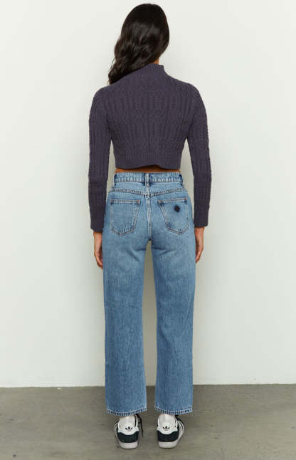 Abrand Scout 95 Mid Straight Crop Blue Jeans-Vavasi.All Rights Reserved.