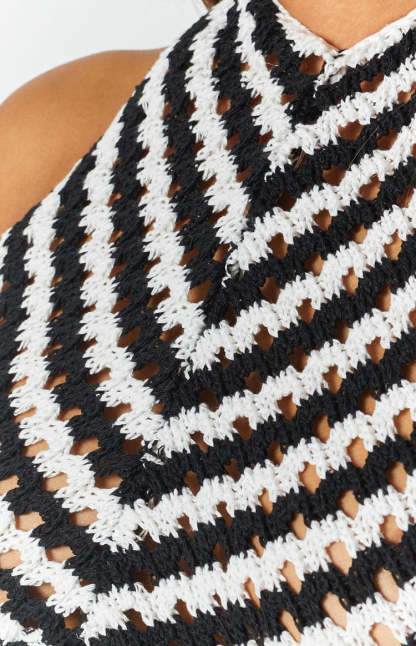 Adalia Checker Board Halter Top-Vavasi.All Rights Reserved.