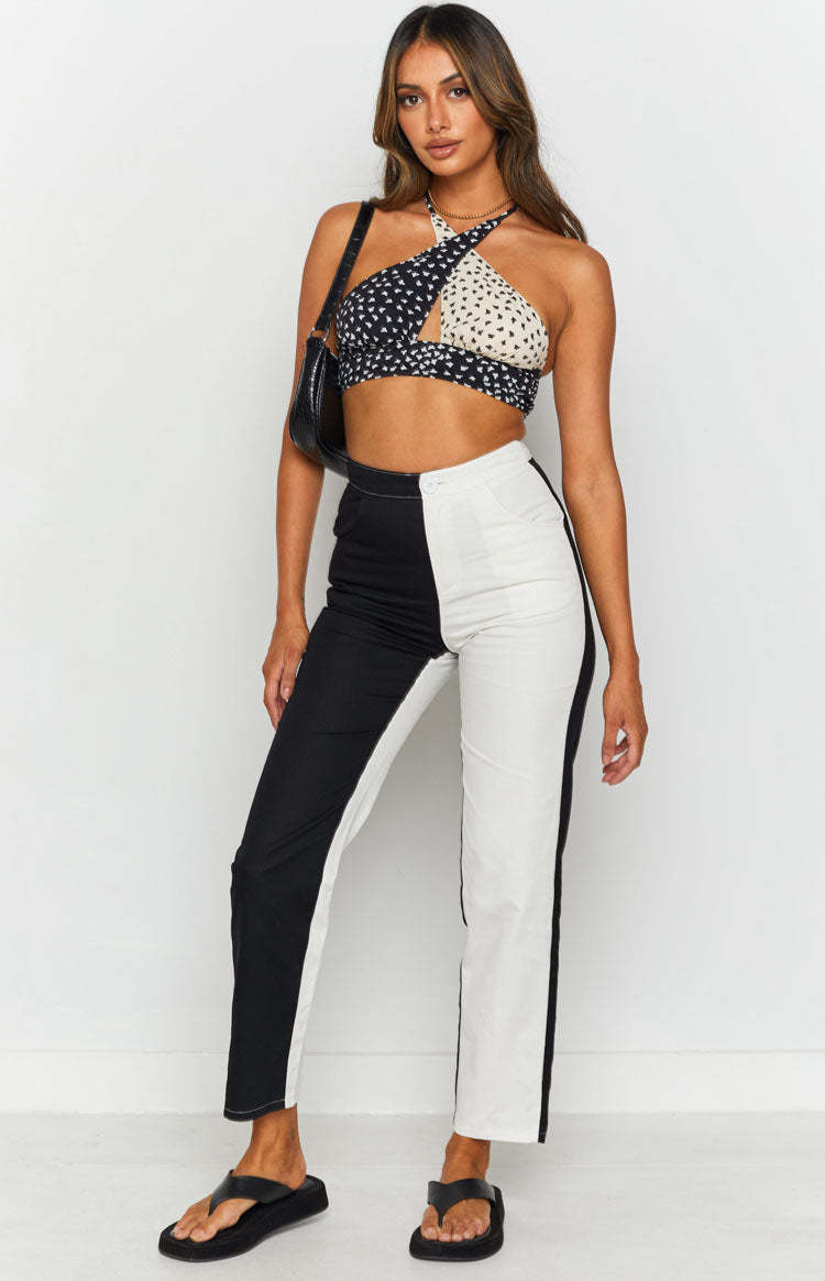 Addicted Printed Halter Top Black-Vavasi.All Rights Reserved.