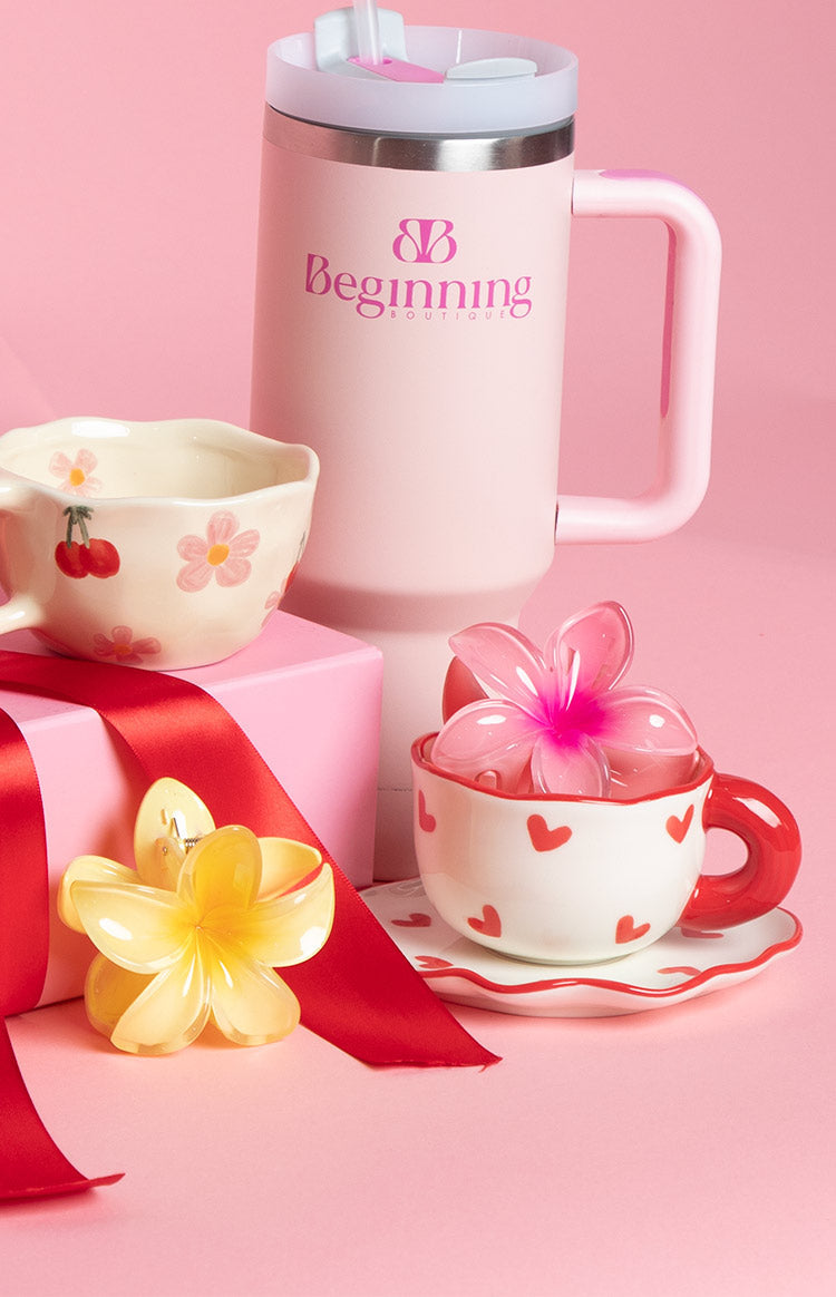 Adore Red Heart Mug Set-Vavasi.All Rights Reserved.