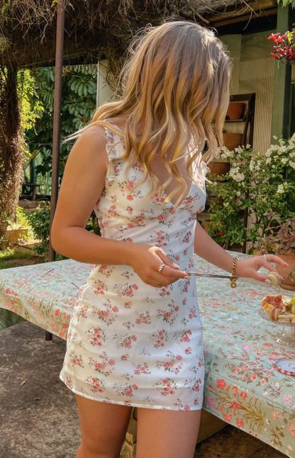 Albie White Floral Mini Dress-Vavasi.All Rights Reserved.