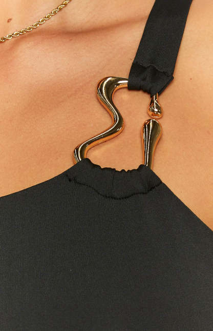 Aleena Black Mini Dress-Vavasi.All Rights Reserved.