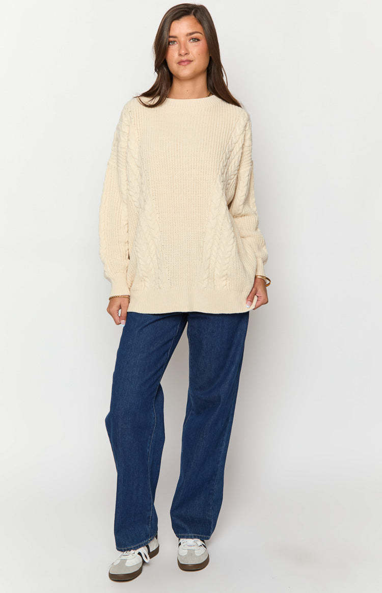 Alex Cream Oversized Sweater-Vavasi.All Rights Reserved.