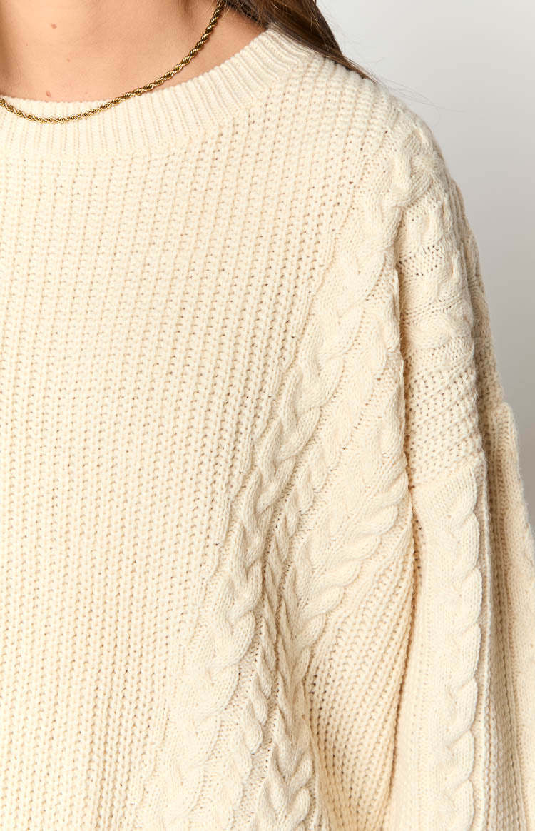 Alex Cream Oversized Sweater-Vavasi.All Rights Reserved.