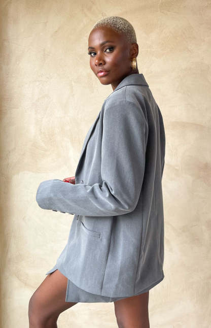 Allure Grey Blazer-Vavasi.All Rights Reserved.