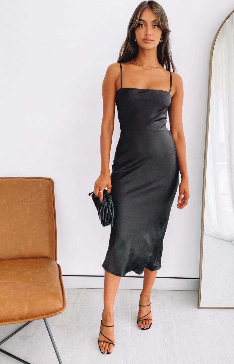 Amaryllis Dress Black-Vavasi.All Rights Reserved.