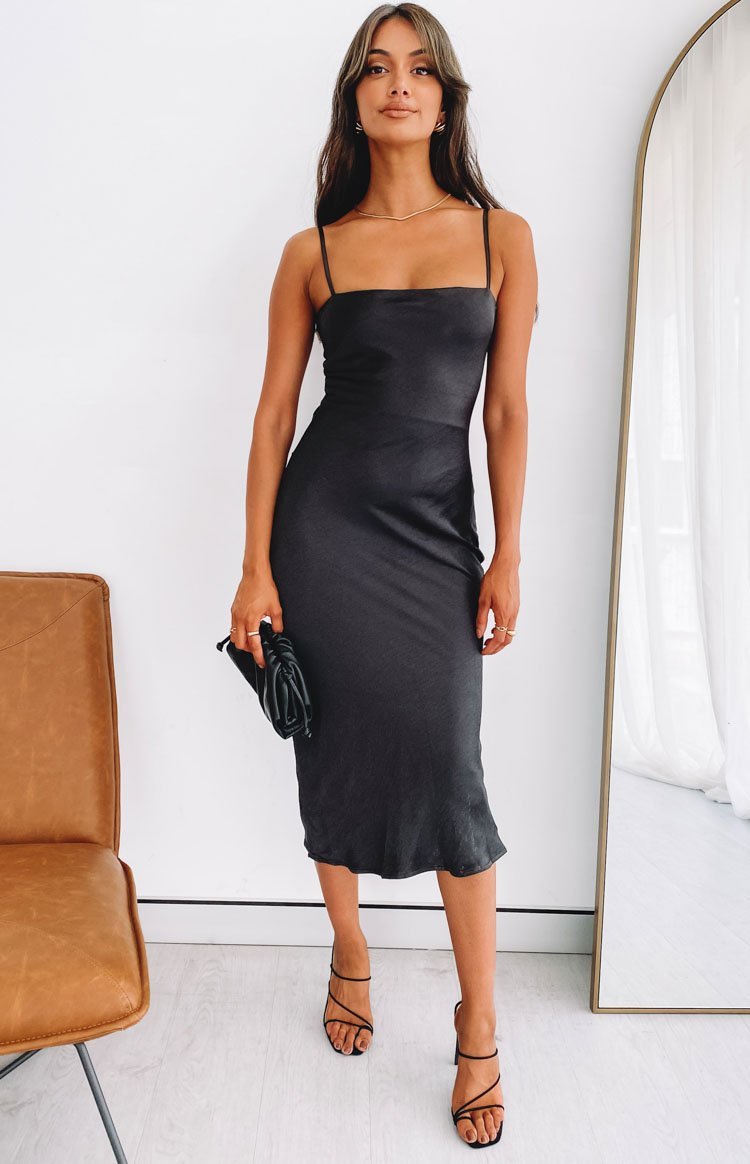 Amaryllis Dress Black-Vavasi.All Rights Reserved.