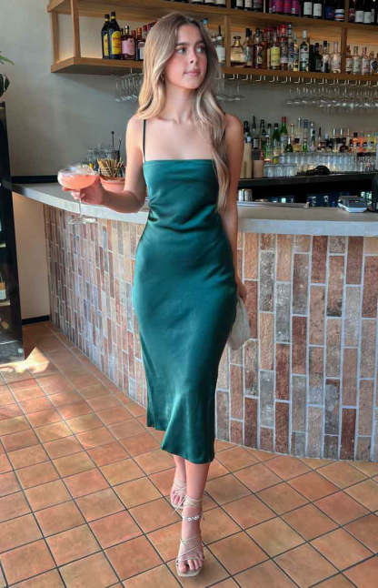Amaryllis Dress Emerald-Vavasi.All Rights Reserved.