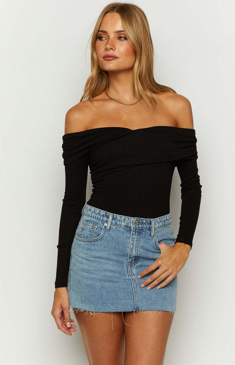 Ari Black Off Shoulder Bodysuit-Vavasi.All Rights Reserved.