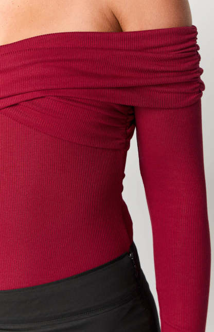 Ari Red Off Shoulder Bodysuit-Vavasi.All Rights Reserved.