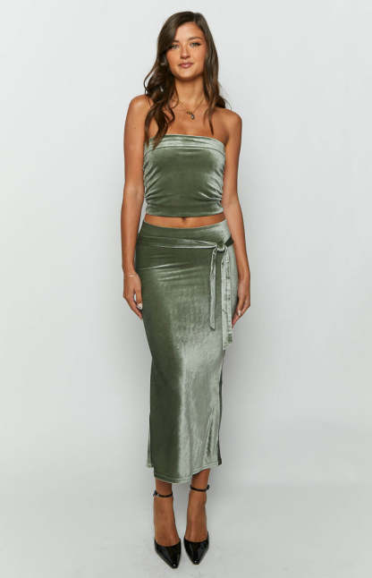 Arleth Green Velvet Maxi Skirt-Vavasi.All Rights Reserved.