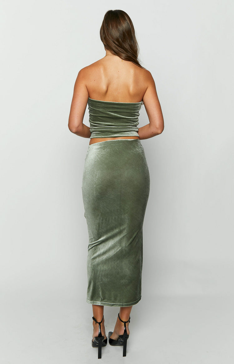 Arleth Green Velvet Maxi Skirt-Vavasi.All Rights Reserved.