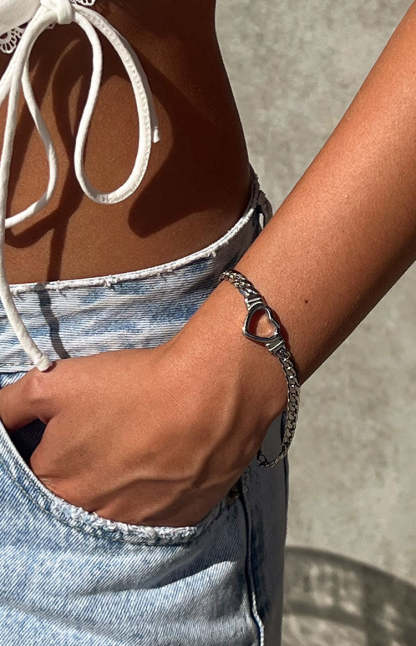 Atlas Silver Plated Stainless Steel Heart Bracelet-Vavasi.All Rights Reserved.