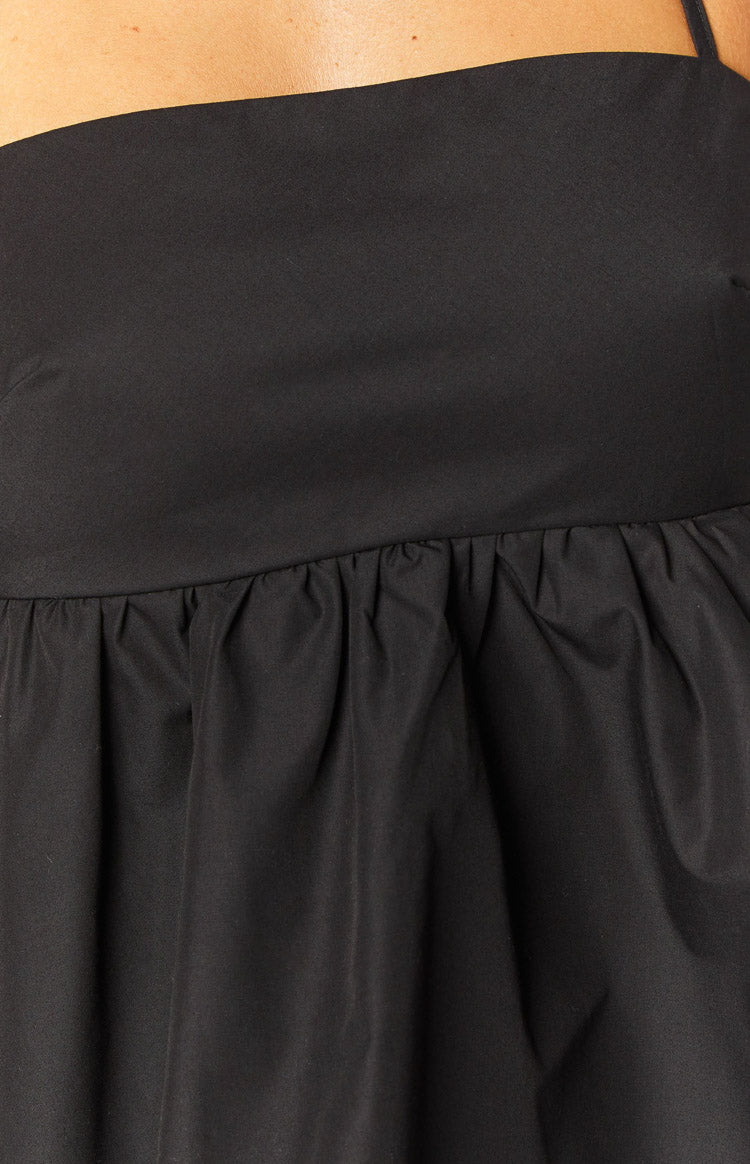 Axl Black Halter Top-Vavasi.All Rights Reserved.
