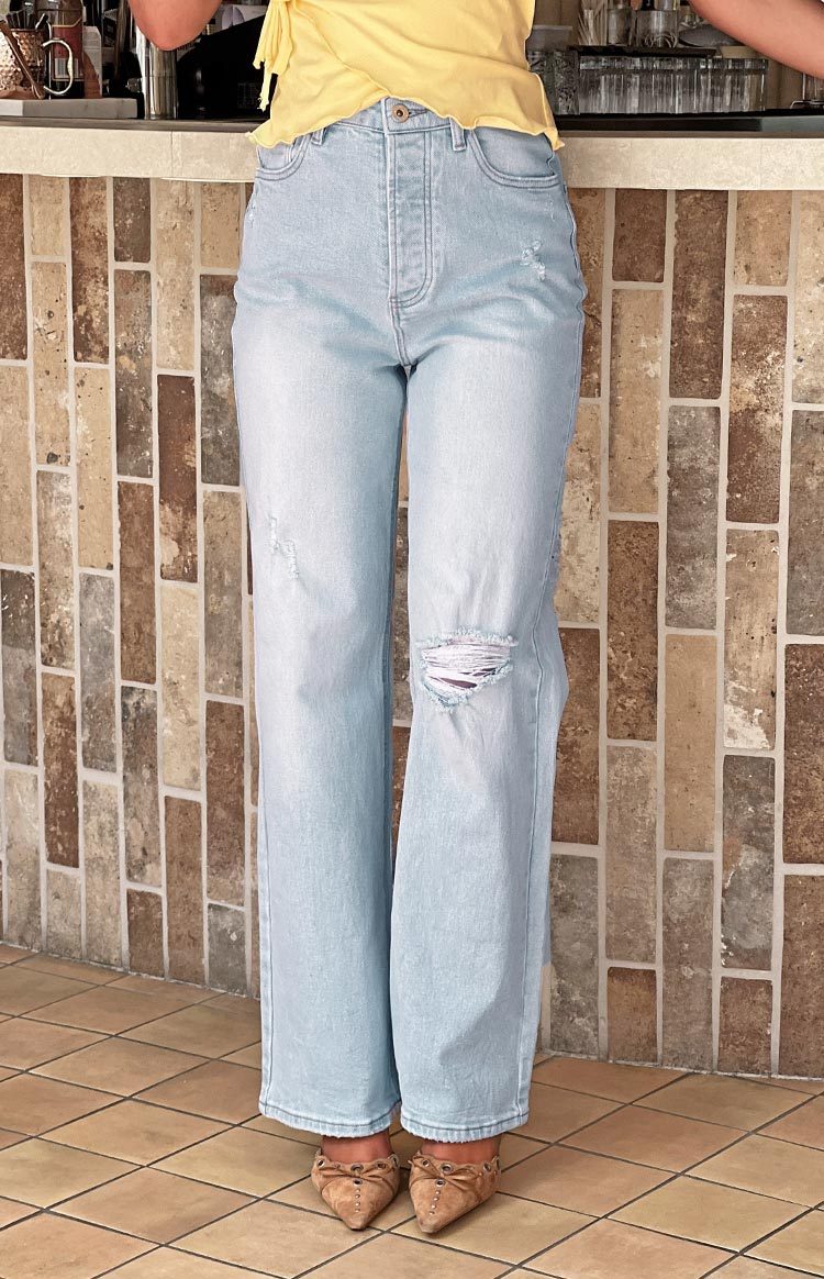 Azura Light Wash Denim Jeans-Vavasi.All Rights Reserved.