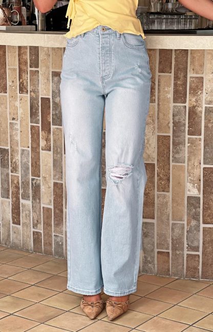 Azura Light Wash Denim Jeans-Vavasi.All Rights Reserved.