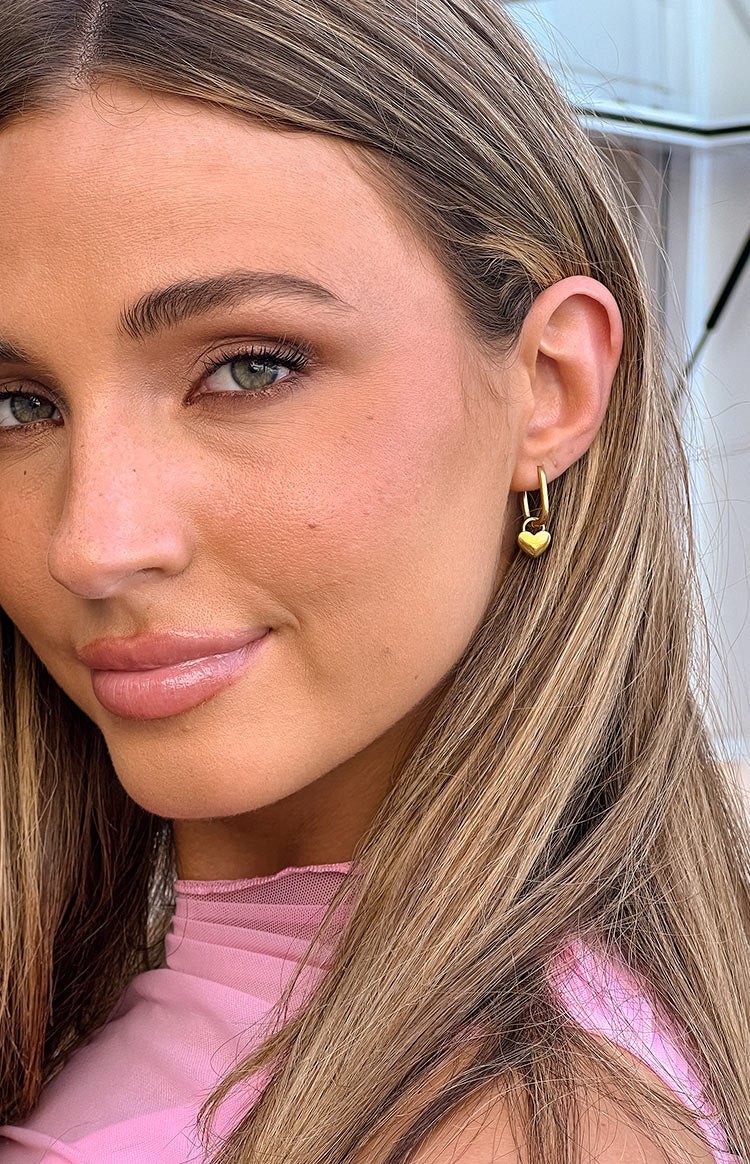 Berni Gold Heart Hoop Earrings-Vavasi.All Rights Reserved.