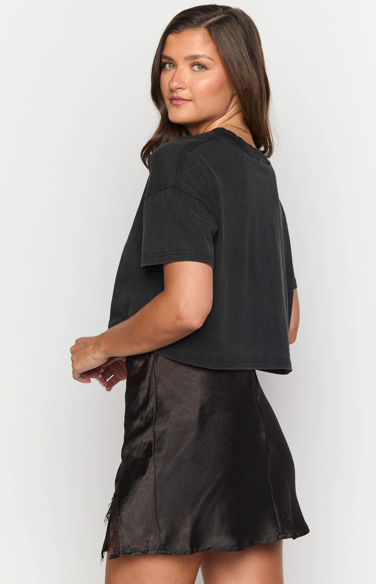 Born Wild Black Tee-Vavasi.All Rights Reserved.