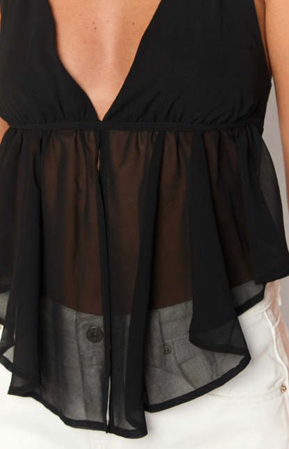 Brielle Black Halter Top-Vavasi.All Rights Reserved.