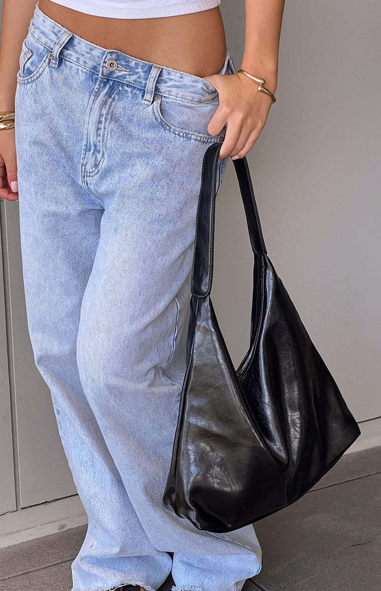 Burkes Black Oversized Shoulder Bag-Vavasi.All Rights Reserved.