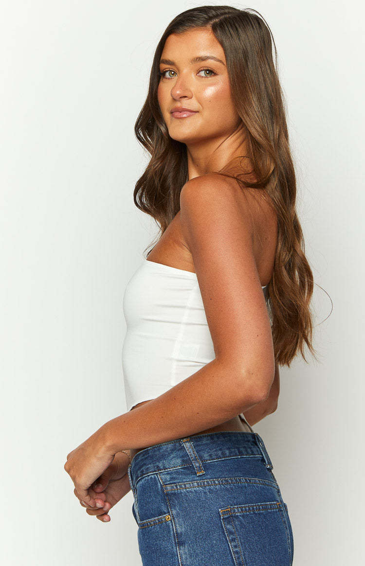 Beauty White One Shoulder Top-Vavasi.All Rights Reserved.