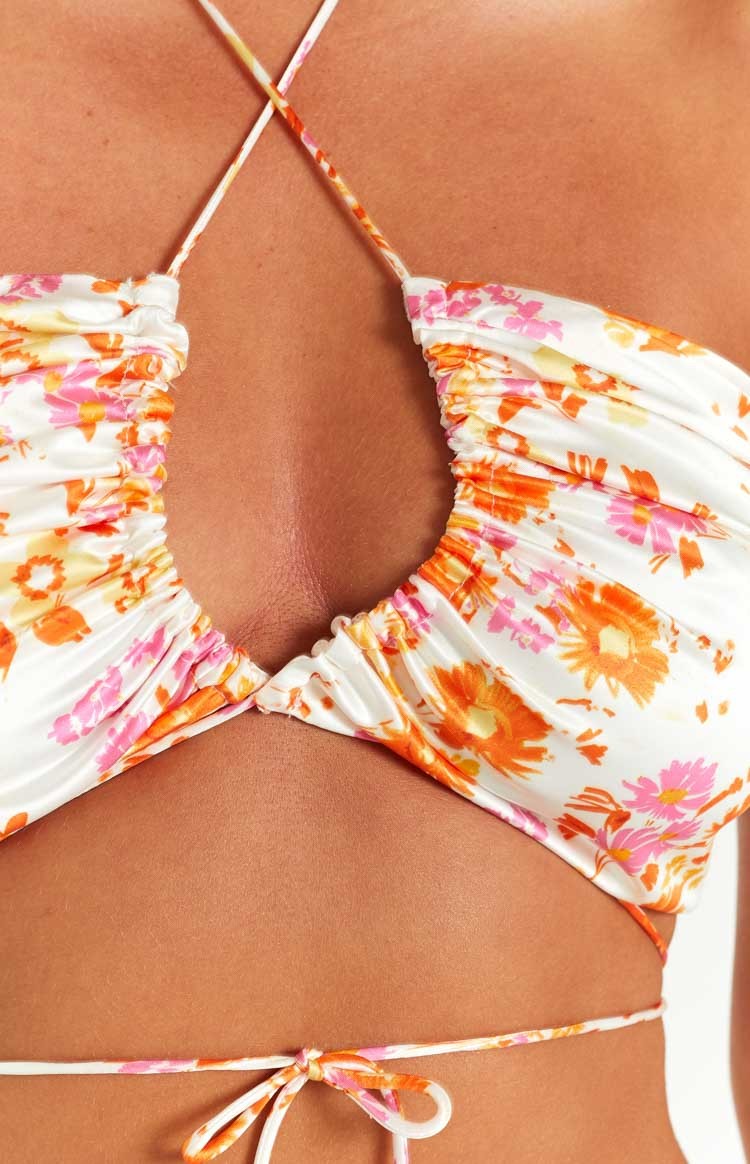 Bella Floral Crop Top-Vavasi.All Rights Reserved.