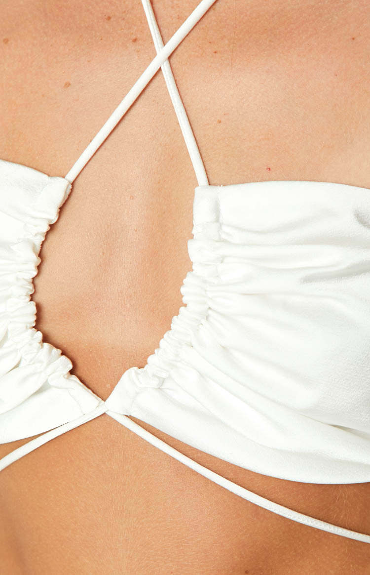 Bella White Crop Top-Vavasi.All Rights Reserved.