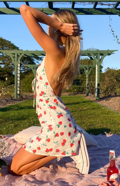 Billie White Halter Mini Dress-Vavasi.All Rights Reserved.