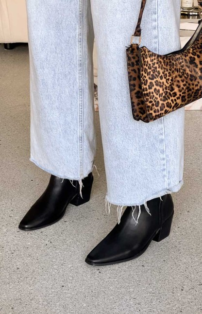 Billini Franklin Black Boots-Vavasi.All Rights Reserved.