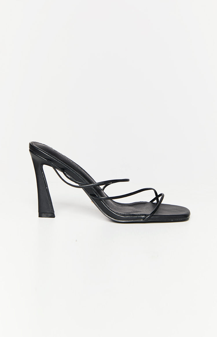 Billini Irvina Black Heels-Vavasi.All Rights Reserved.