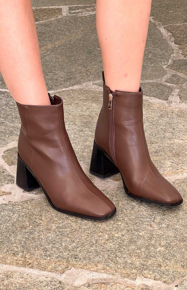 Billini Svea Brunette Ankle Boots-Vavasi.All Rights Reserved.