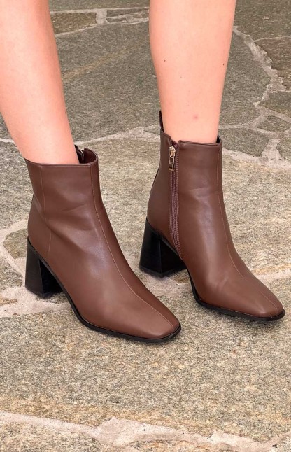 Billini Svea Brunette Ankle Boots-Vavasi.All Rights Reserved.