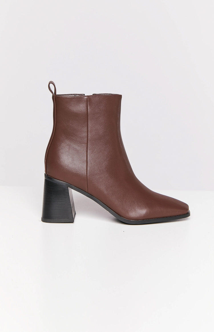 Billini Svea Brunette Ankle Boots-Vavasi.All Rights Reserved.