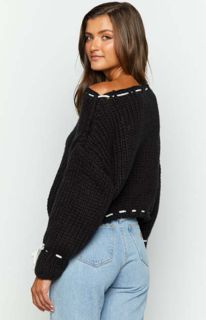 Bea Black Sweater-Vavasi.All Rights Reserved.