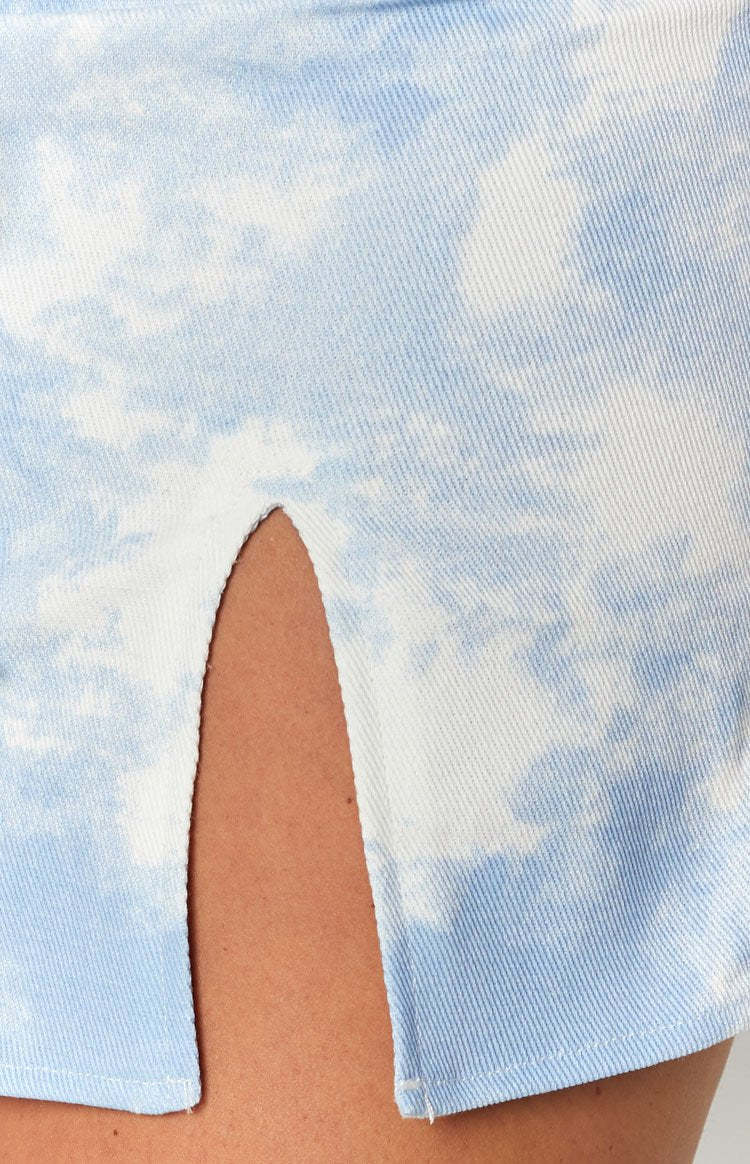 Laura Skirt Tie Dye Denim-Vavasi.All Rights Reserved.